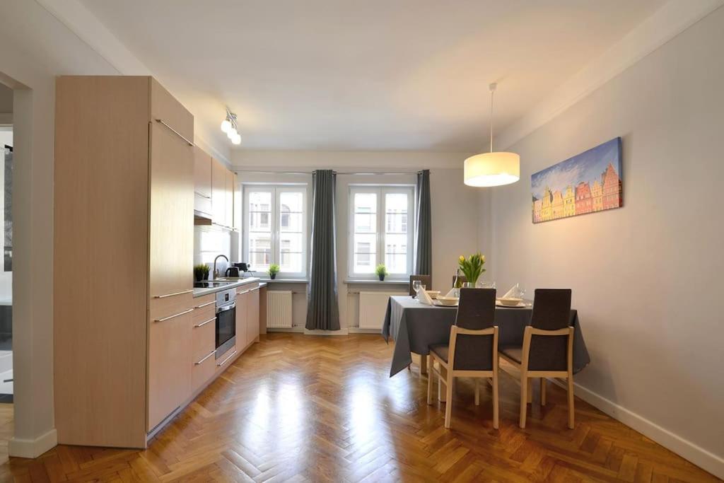 Z Apartment On Town Hall - Rynek Ratusz - 2 Rooms Wroclaw Exterior photo